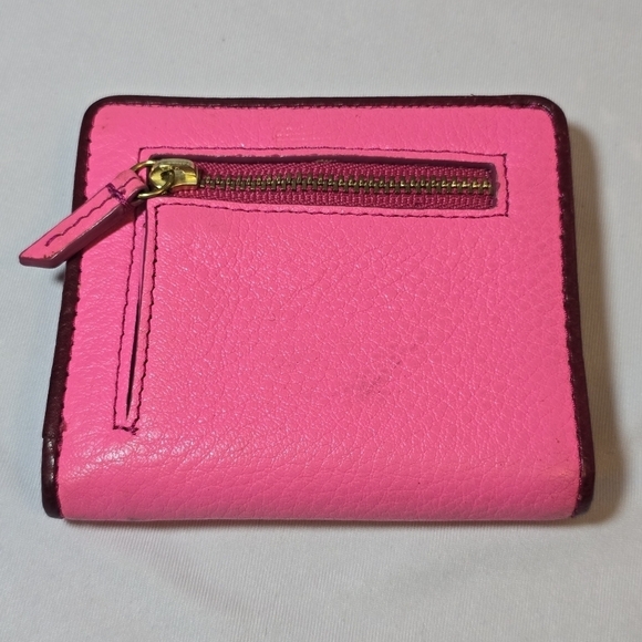 Fossil Hot Pink Leather Bifold Wallet Red Leather Trim Snap Closure - Picture 4 of 7